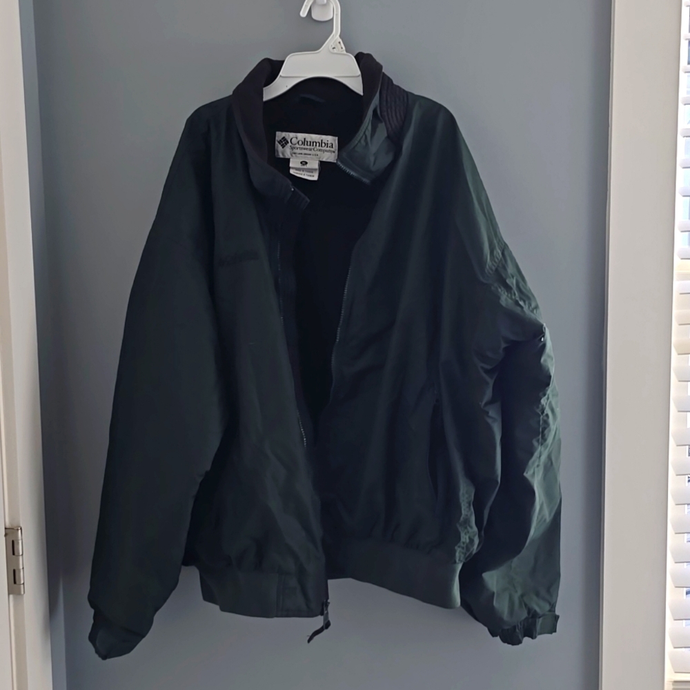Columbia Sportswear Company Jacket. Men's size XL.